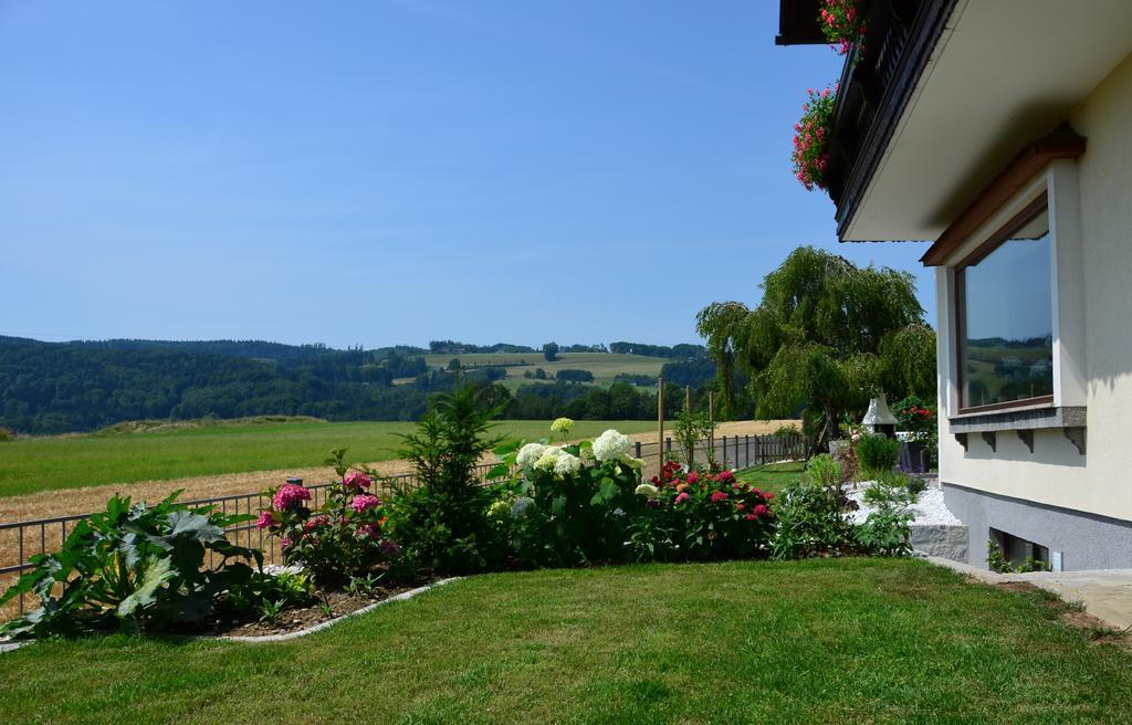 Haus Gruber Hotel Attersee Екстериор снимка