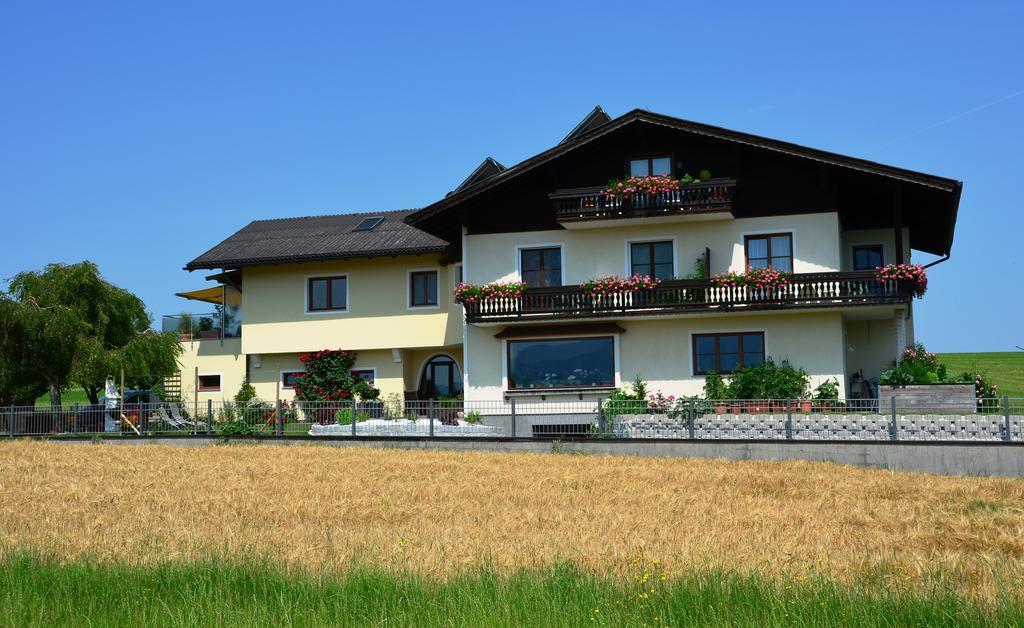 Haus Gruber Hotel Attersee Екстериор снимка
