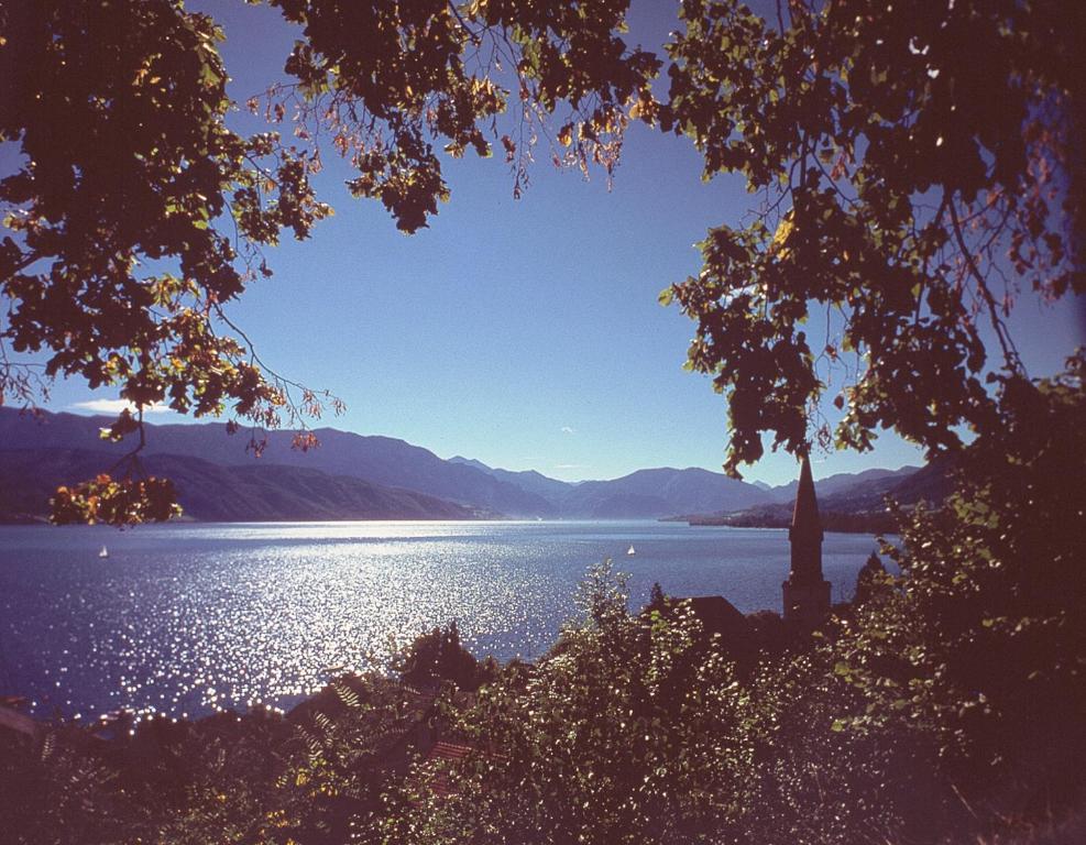 Haus Gruber Hotel Attersee Екстериор снимка